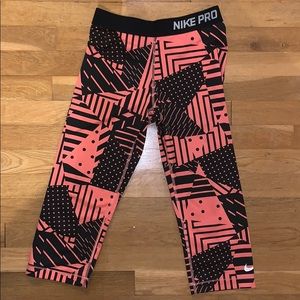 Neon Pink Nike Pro Cropped Leggings